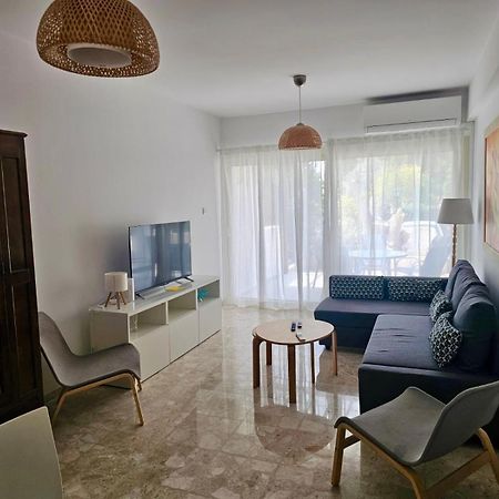 Margarita 110 - Newly Renovated Apartment Paphos Exterior photo